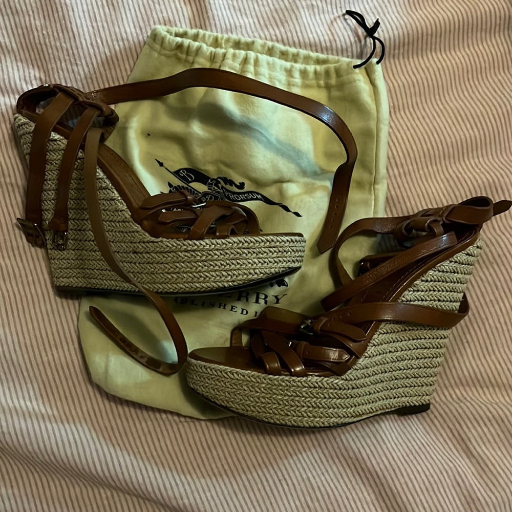 Attentive Burberry Wedge size 41